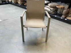 Armstoel Norris zand/zand