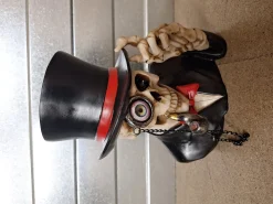 Skelet buste in kostuum