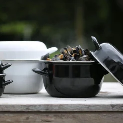 Zwarte mosselpot Ø18 cm geschikt voor inductie